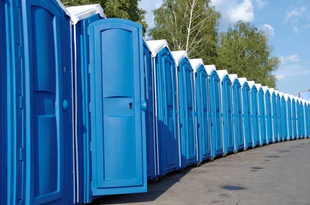 Best Portable restroom trailer rental  in Orting, WA